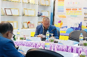 การประชุมคณะกรรมการสถานศึกษา