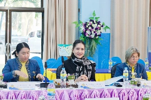 การประชุมคณะกรรมการสถานศึกษา