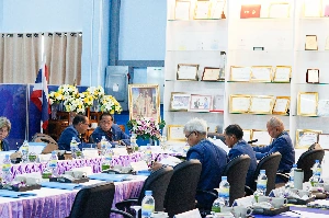 การประชุมคณะกรรมการสถานศึกษา