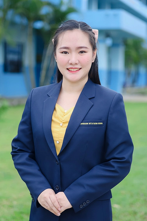 นางสาวณัฐชาดา ลอยดี